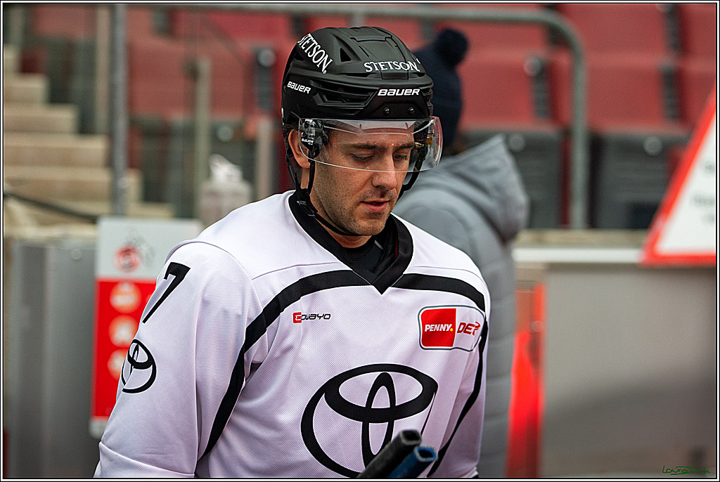 PENNY DEL; Koelner Haie Wintergame Training; Koeln, 02.12.2022